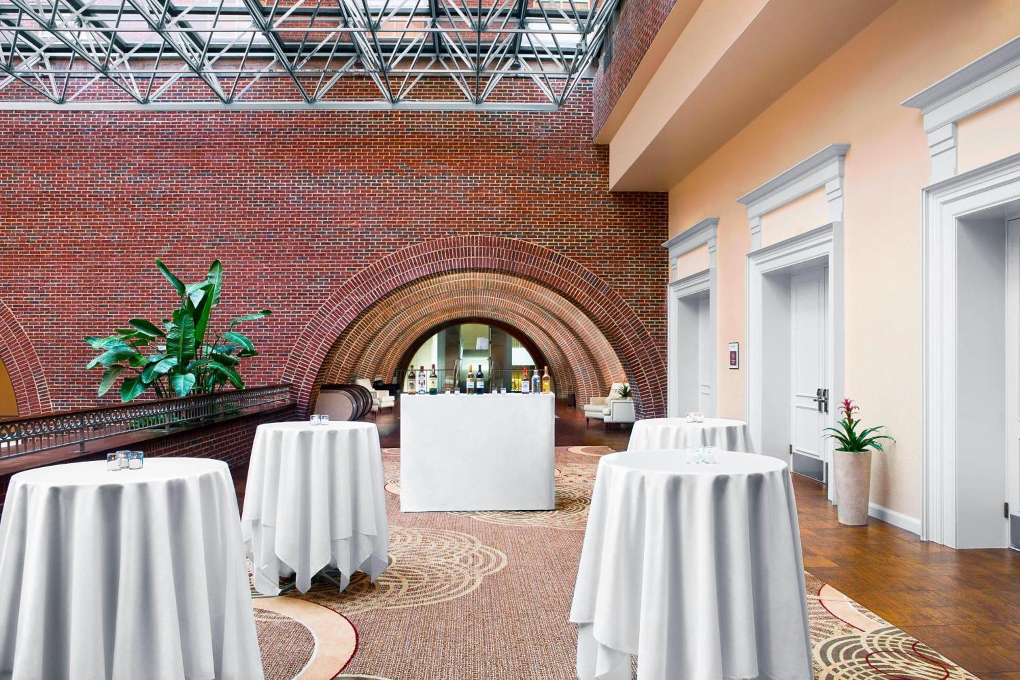 Sheraton Raleigh Hotel Eksteriør bilde